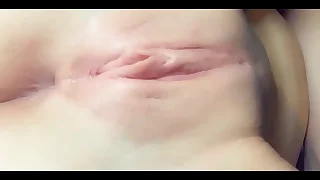 Amateur cumming loudly around vibrator
